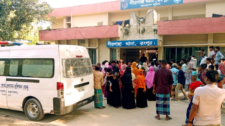 সাভারে অভিযানের সময় ছাত্রদল নেতার মৃত্যু: পীরগাছা থানা ঘেরাও