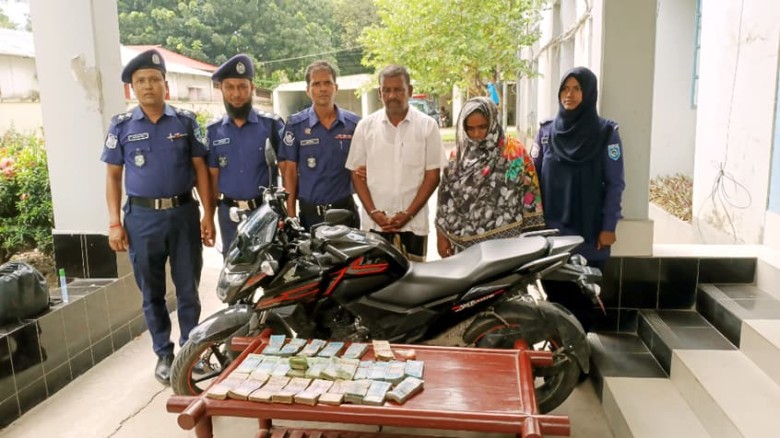 ঠাকুরগাঁওয়ে ১০ লাখ টাকাসহ স্বামী-স্ত্রী গ্রেপ্তার, অপর অভিযানে ইয়াবাসহ আটক ১ - RangpurTV24