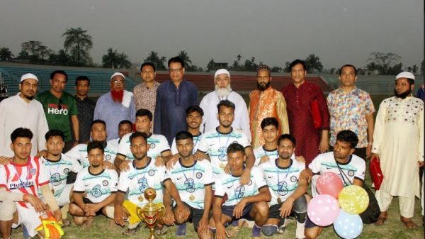 নবাবগঞ্জ বাজার আন্ত:ফুটবল টুর্নামেন্টের ফাইনাল খেলা অনুষ্ঠিত